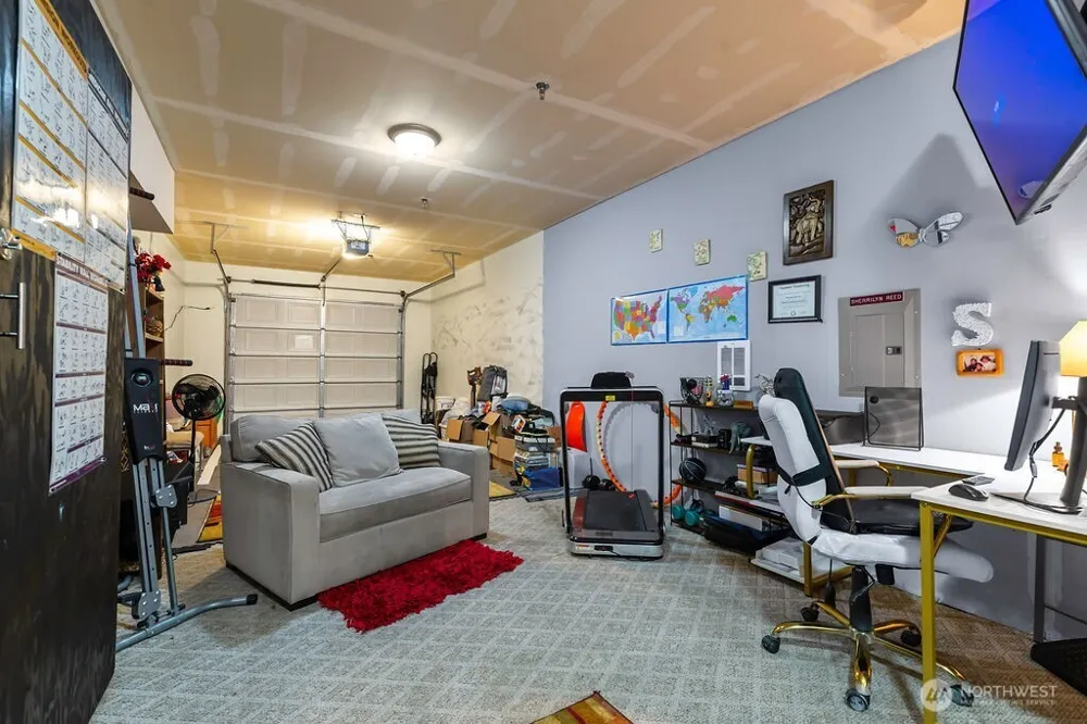 8943 Gravelly Lake Drive SW #2 Lakewood, WA 98499