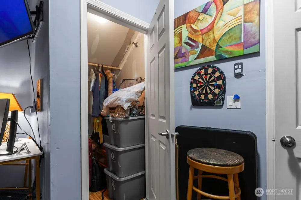 8943 Gravelly Lake Drive SW #2 Lakewood, WA 98499