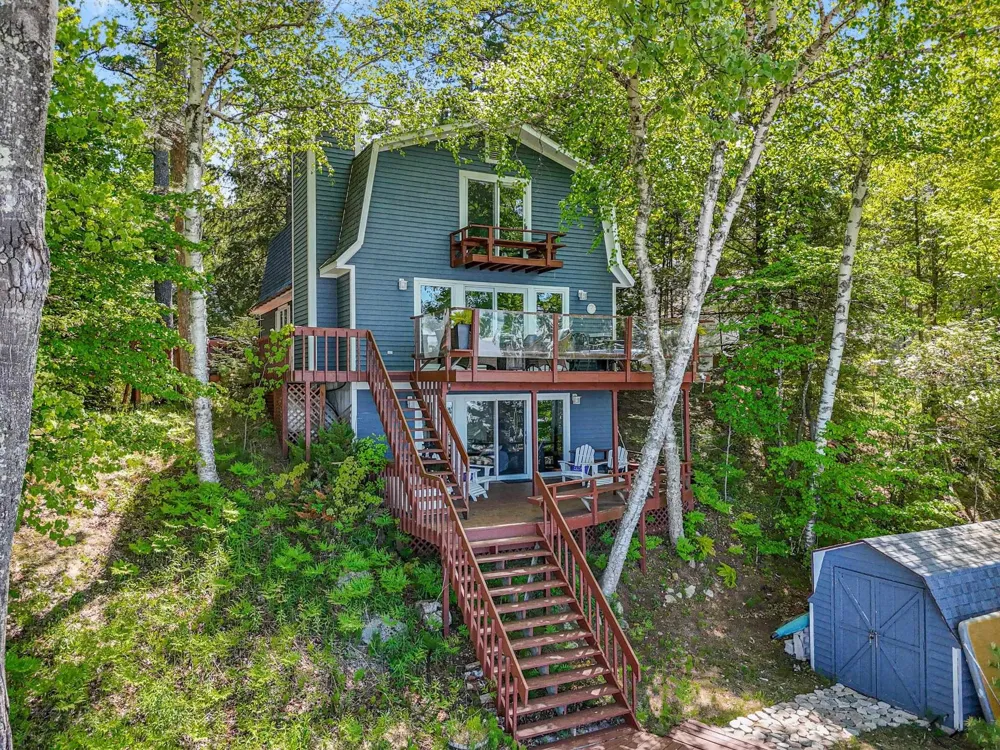 2014 Birchview Drive Torch Lake Township, MI 49648