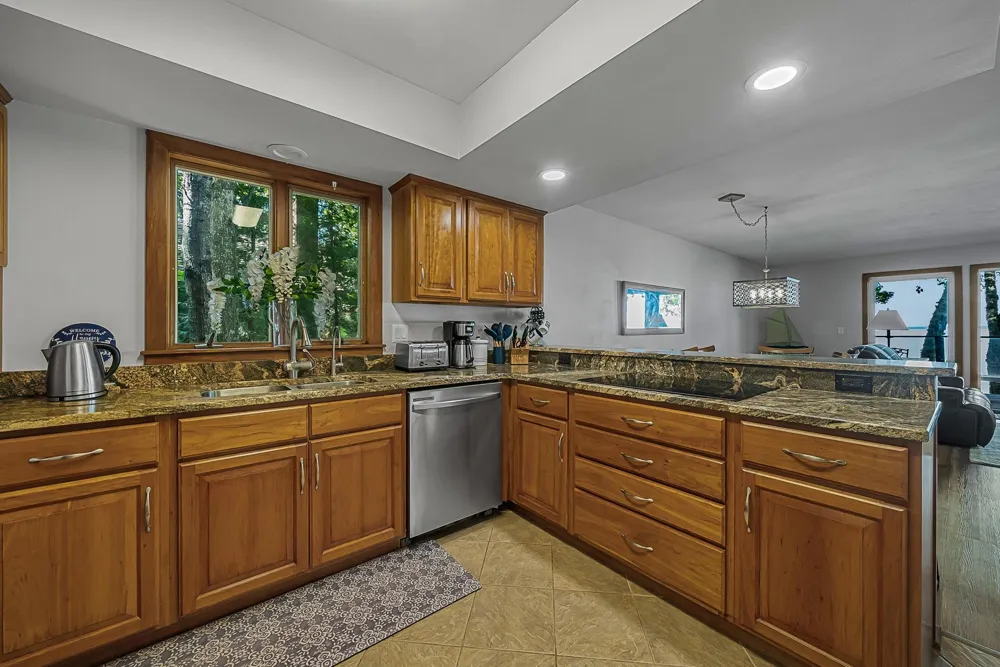 2014 Birchview Drive Torch Lake Township, MI 49648