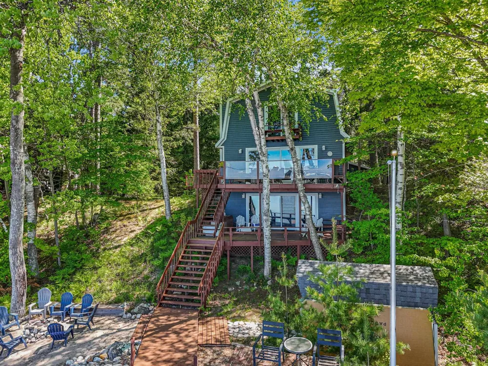 2014 Birchview Drive Torch Lake Township, MI 49648