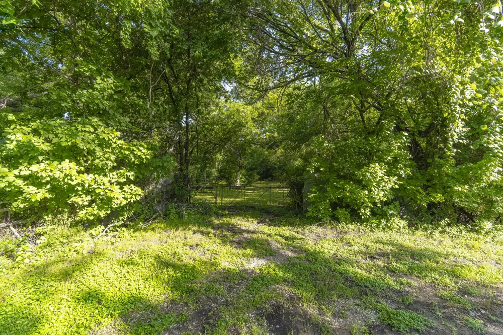 404 W Oak Street Mansfield, TX 76063