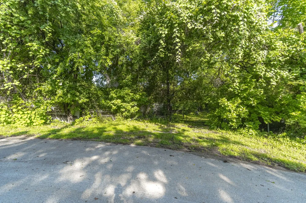 404 W Oak Street Mansfield, TX 76063