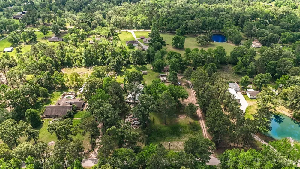 14016 Calhoun Conroe, TX 77302