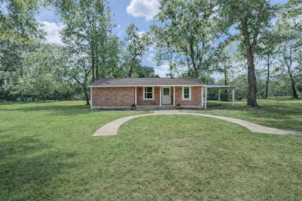 14016 Calhoun Conroe, TX 77302