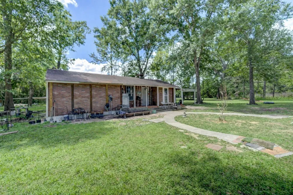 14016 Calhoun Conroe, TX 77302