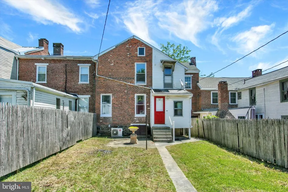 317 BALTIMORE STREET Gettysburg, PA 17325