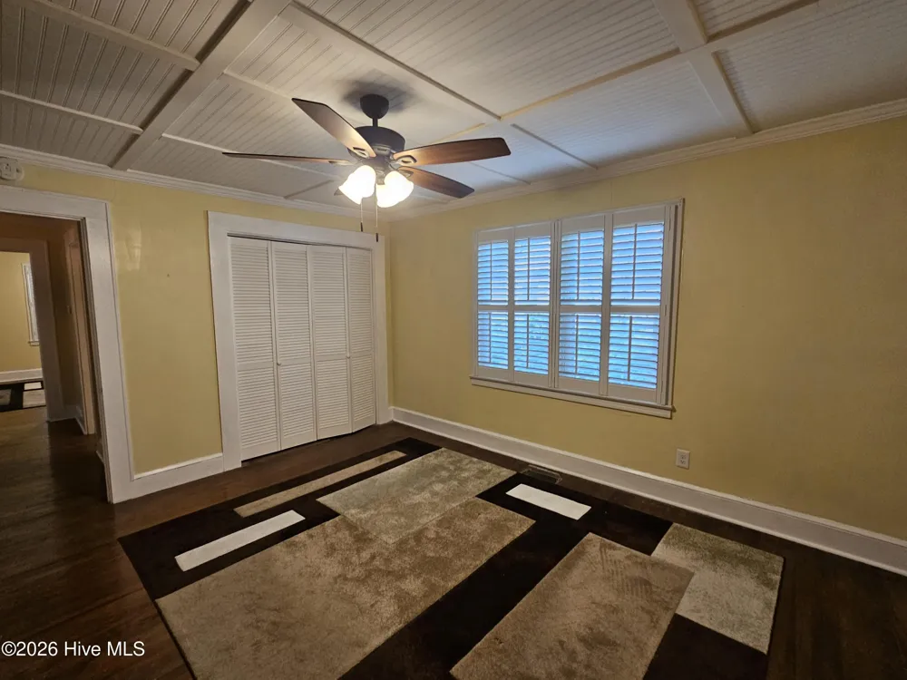 207 Stewart Avenue Clinton, NC 28328