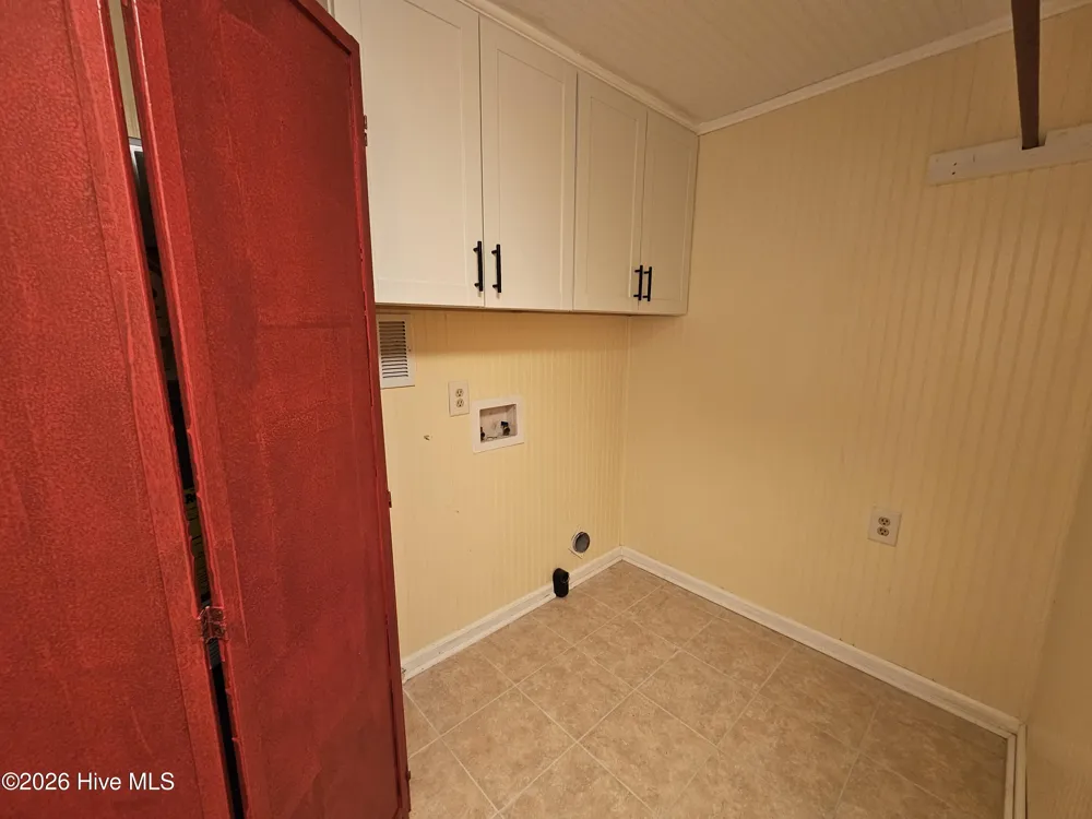 207 Stewart Avenue Clinton, NC 28328