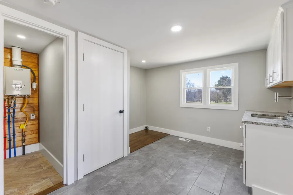 405 Fairfield Rd Bethpage, TN 37022