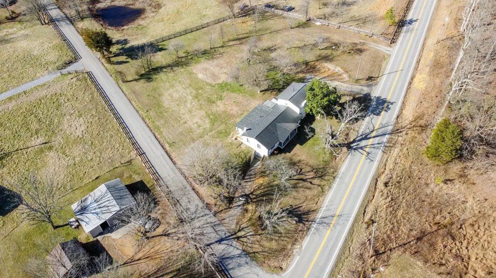 405 Fairfield Rd Bethpage, TN 37022