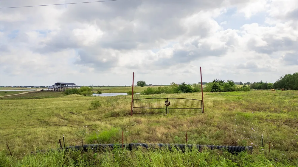 340 Stevens Road Ennis, TX 75119
