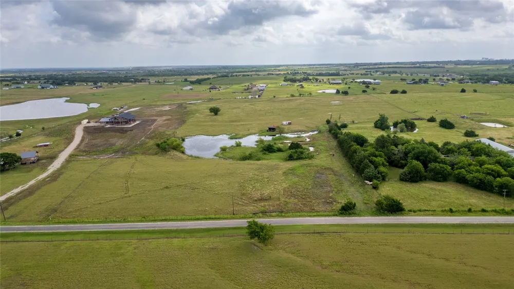 340 Stevens Road Ennis, TX 75119