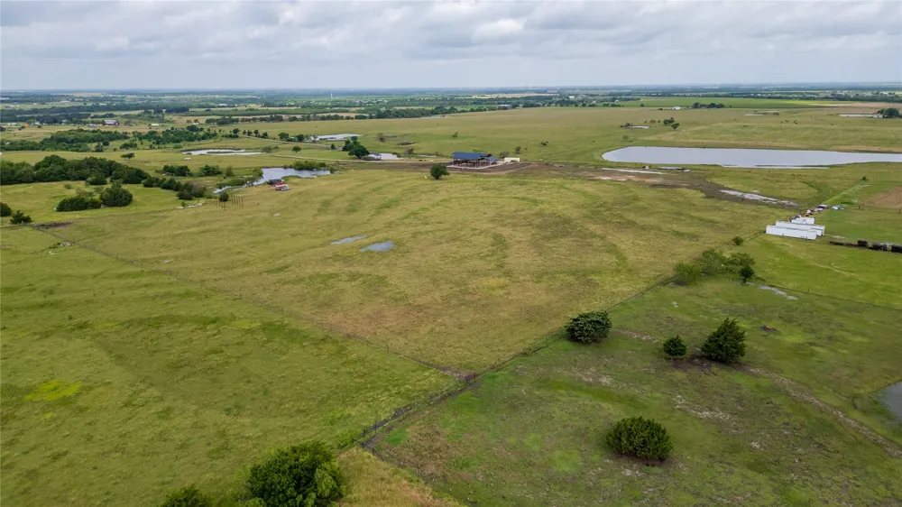 340 Stevens Road Ennis, TX 75119