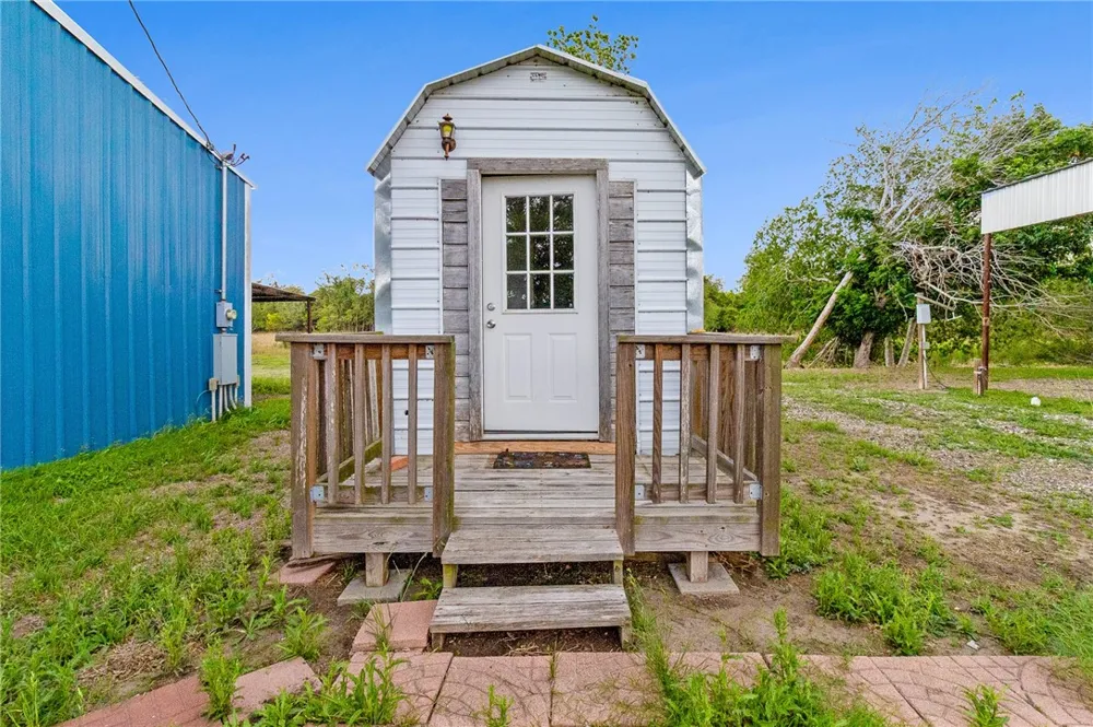 286 Mystic Drive Mathis, TX 78368
