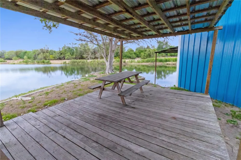 286 Mystic Drive Mathis, TX 78368