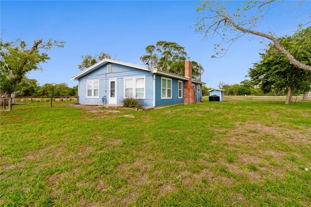 286 Mystic Drive Mathis, TX 78368
