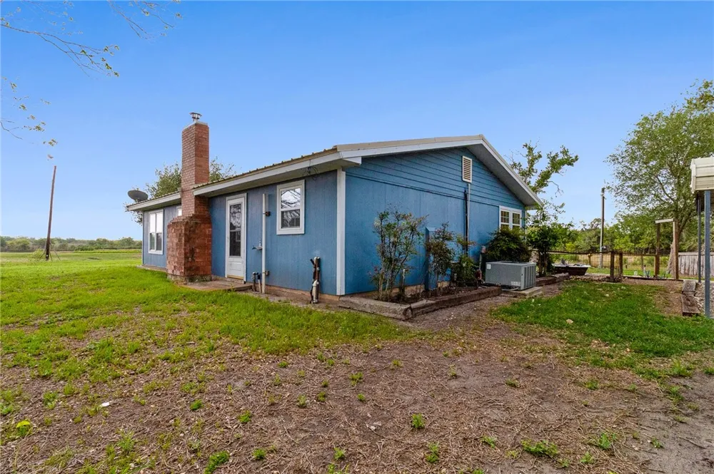 286 Mystic Drive Mathis, TX 78368