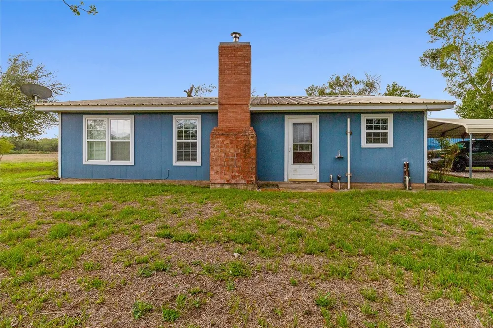 286 Mystic Drive Mathis, TX 78368