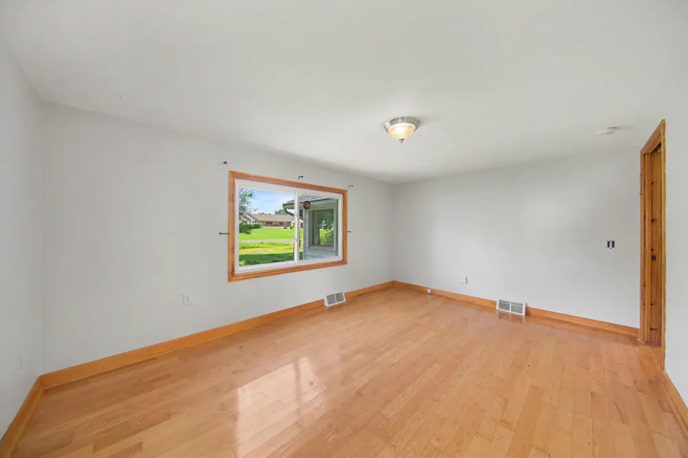 9100 Willis Road Willis, MI 48191