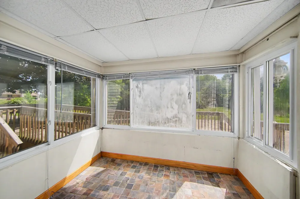 9100 Willis Road Willis, MI 48191
