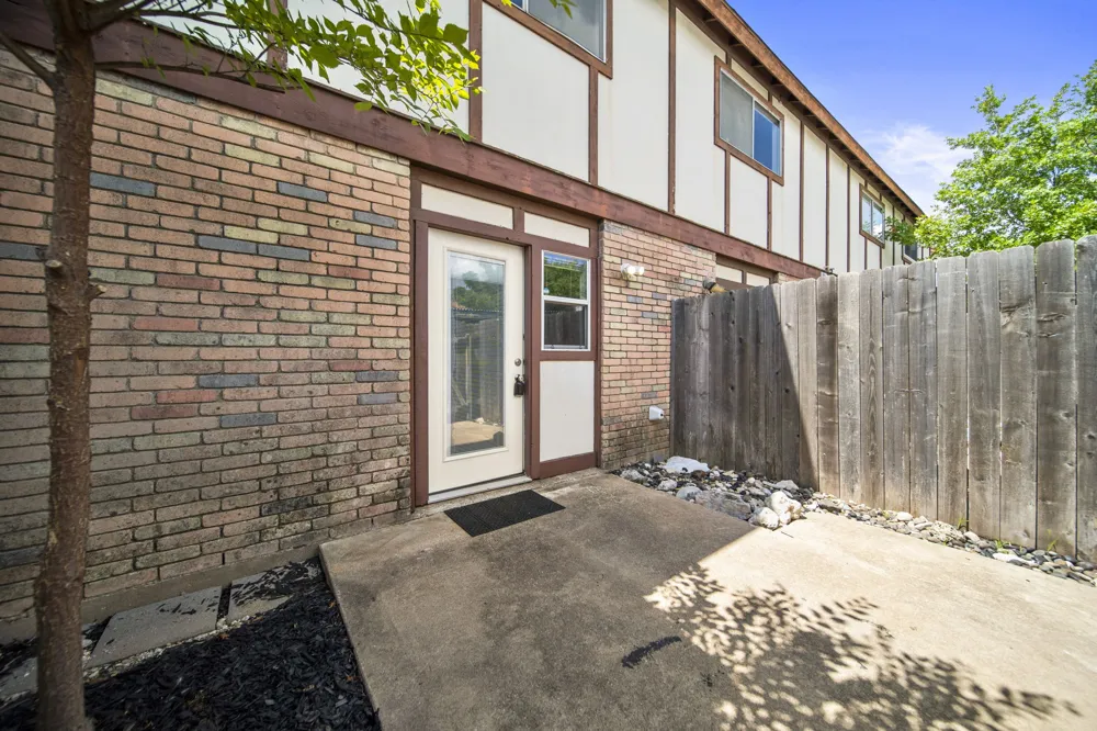 7409 Shadow Hill Drive #108 Austin, TX 78731