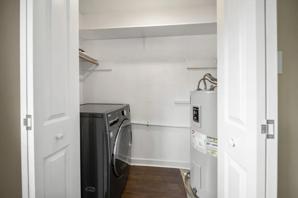 7409 Shadow Hill Drive #108 Austin, TX 78731