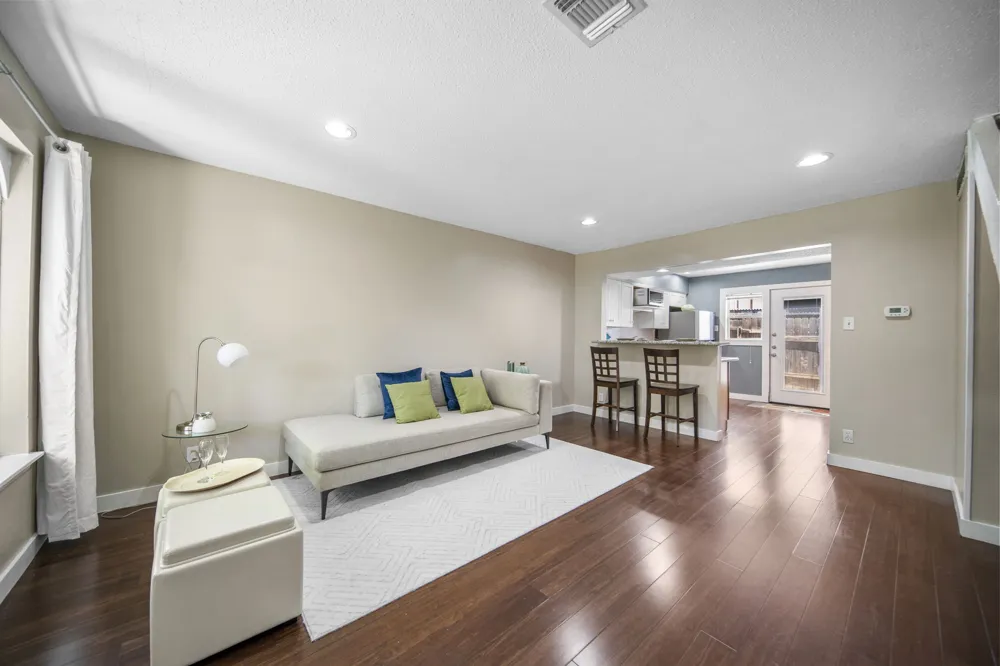 7409 Shadow Hill Drive #108 Austin, TX 78731