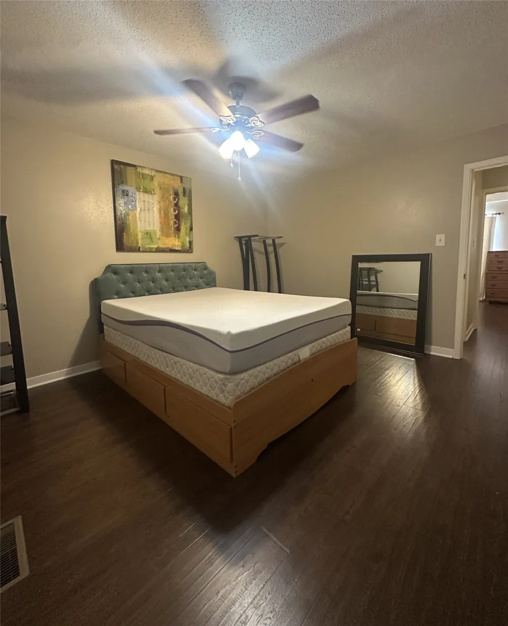 7409 Shadow Hill Drive #108 Austin, TX 78731