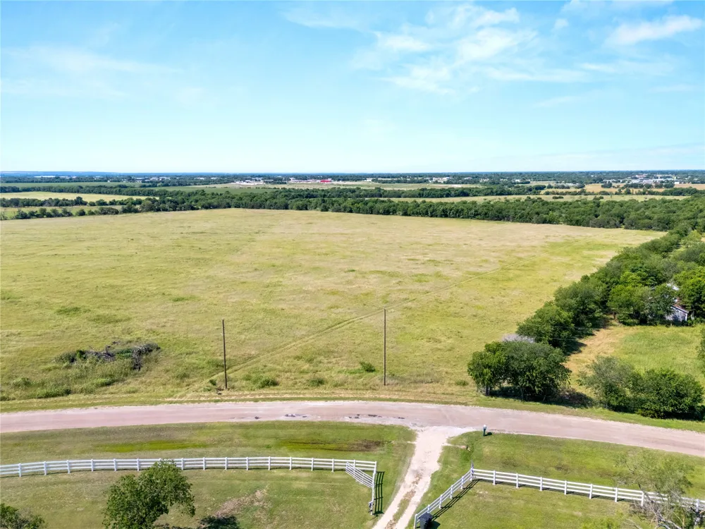 67 Sundown Drive Woodway, TX 76712