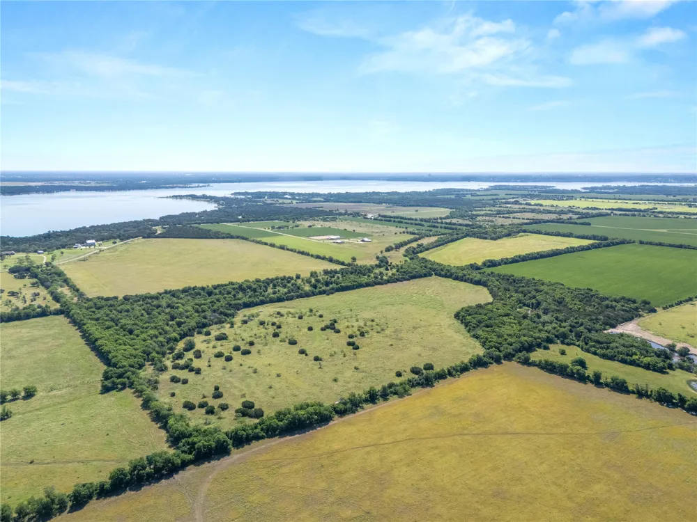 67 Sundown Drive Woodway, TX 76712
