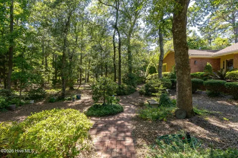 105 Magnolia Court