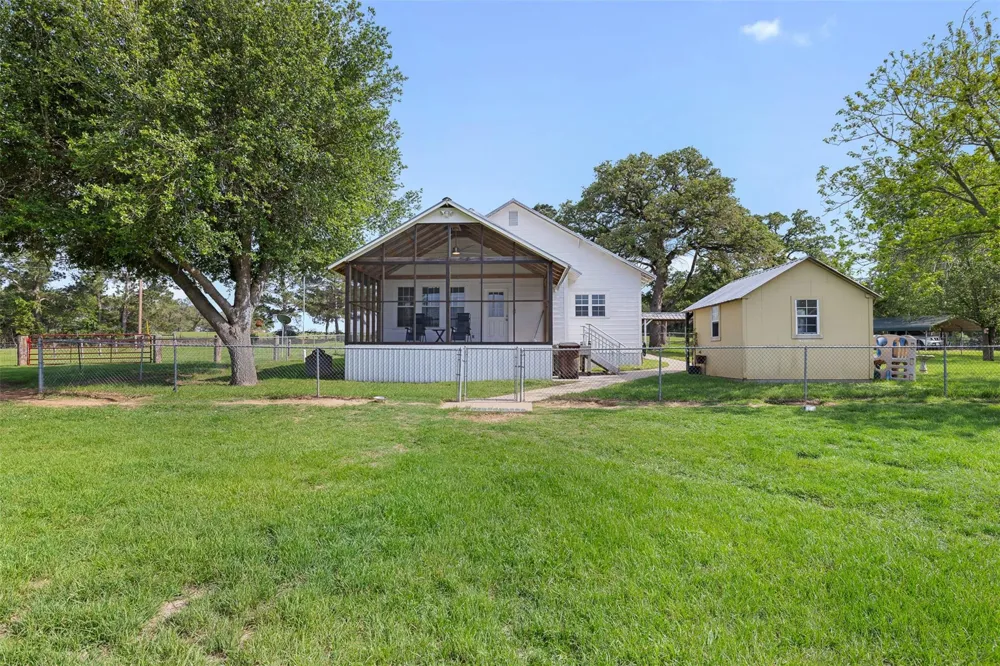 3004 County Road 310 Caldwell, TX 77836