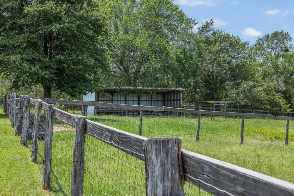 3004 County Road 310 Caldwell, TX 77836