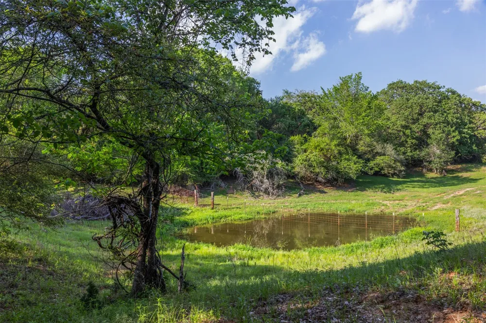 3004 County Road 310 Caldwell, TX 77836