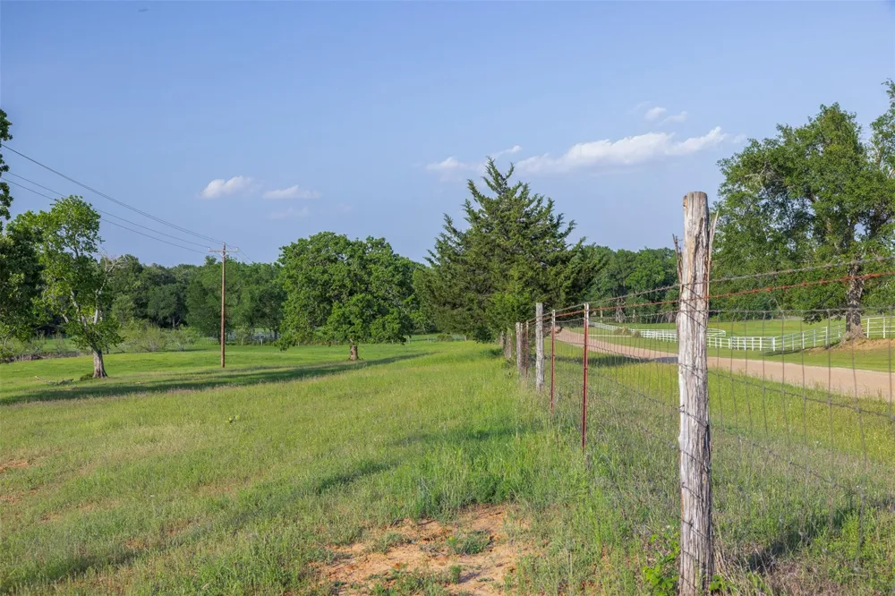 3004 County Road 310 Caldwell, TX 77836