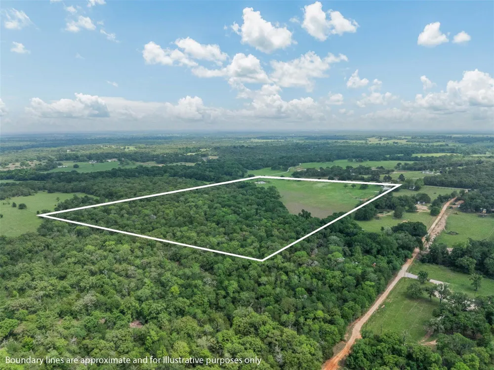 3004 County Road 310 Caldwell, TX 77836