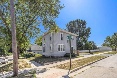 602 Fifth Street