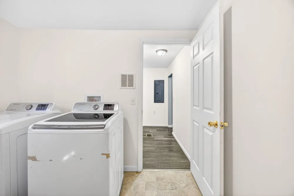 124 W Madison Street Big Rapids City, MI 49307