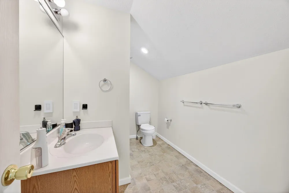 124 W Madison Street Big Rapids City, MI 49307