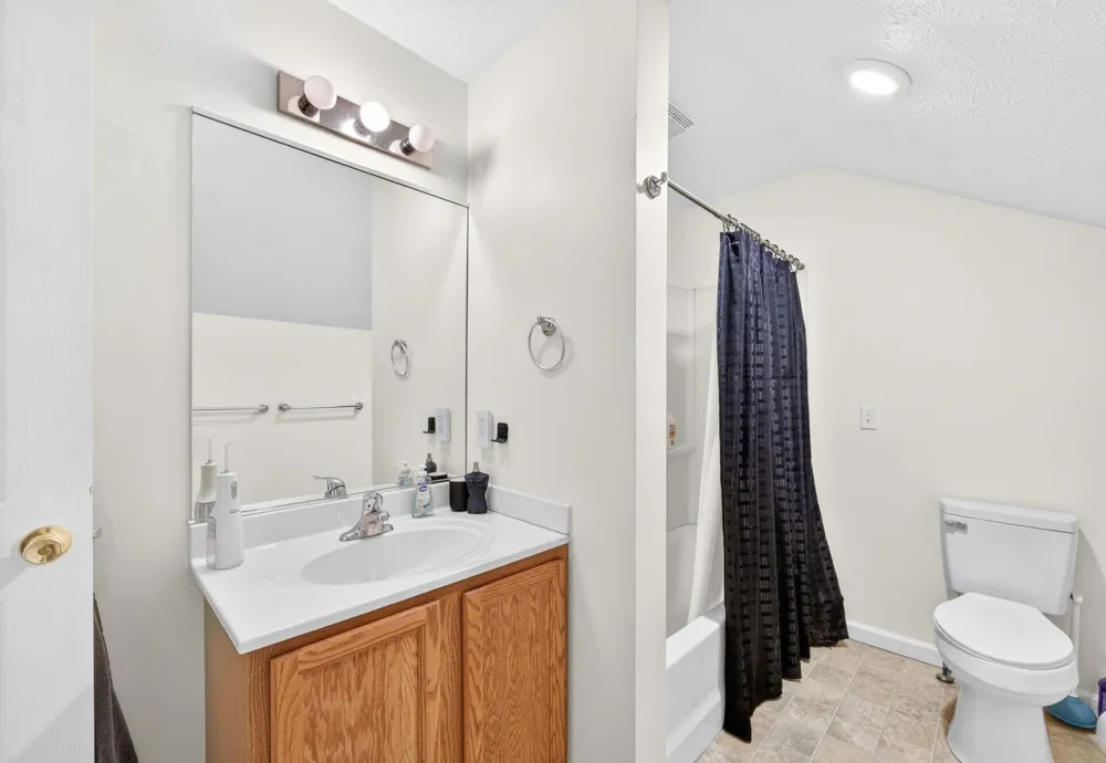 124 W Madison Street Big Rapids City, MI 49307