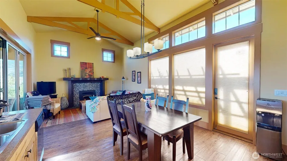 102 Village Way Oroville, WA 98844