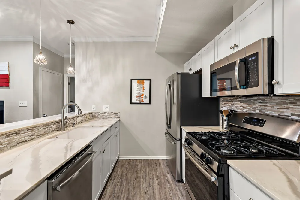 3839 Dry Creek Drive #106 Austin, TX 78731