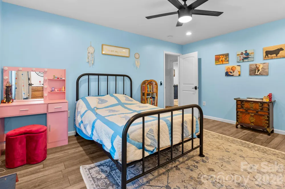 133 Charter Notch Jefferson, NC 28640