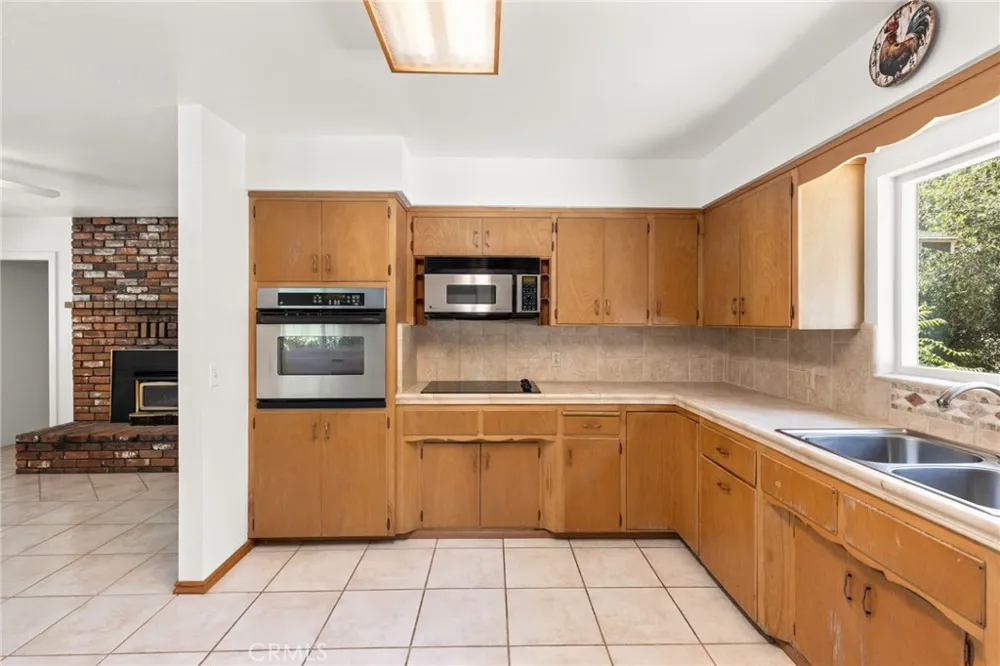 3306 Keefer Chico, CA 95973