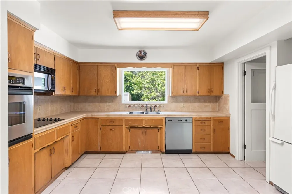 3306 Keefer Chico, CA 95973