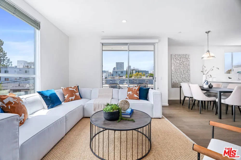 11764 Idaho Avenue #301 Los Angeles, CA 90025