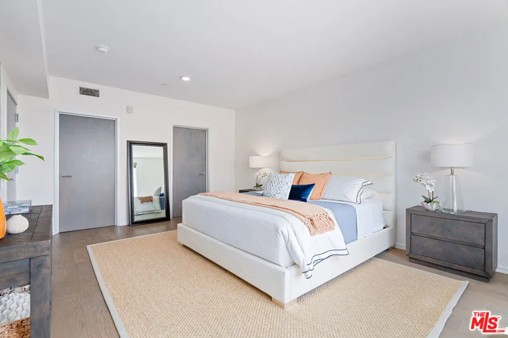 11764 Idaho Avenue #301 Los Angeles, CA 90025