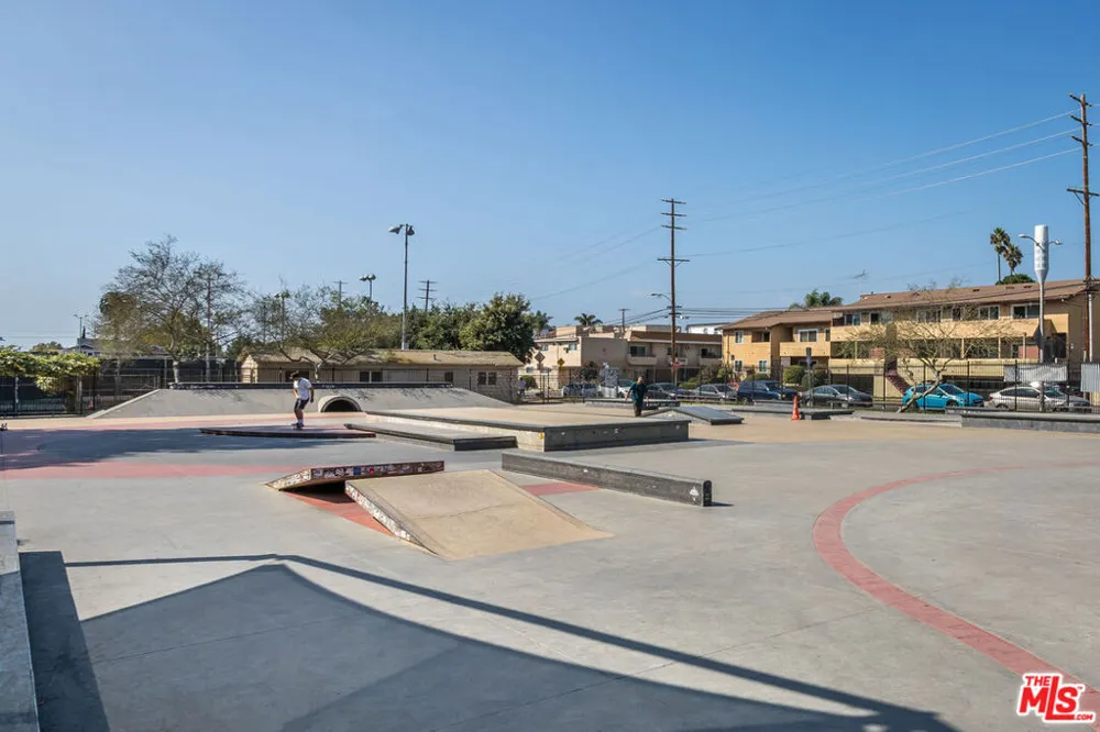 11764 Idaho Avenue #301 Los Angeles, CA 90025