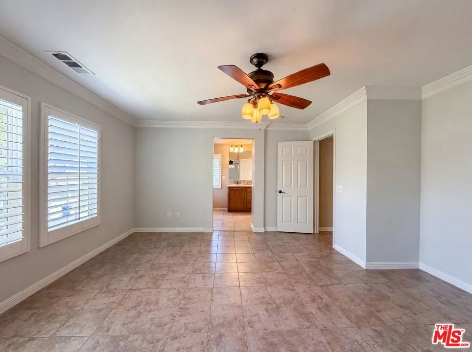 29202 Cowboy Court Valencia, CA 91354